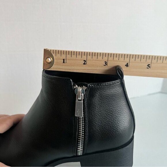 Kenneth Cole New York - Women’s Double Zipper Ankle Boots - Black. Size: 6 (US) - Picture 16 of 16